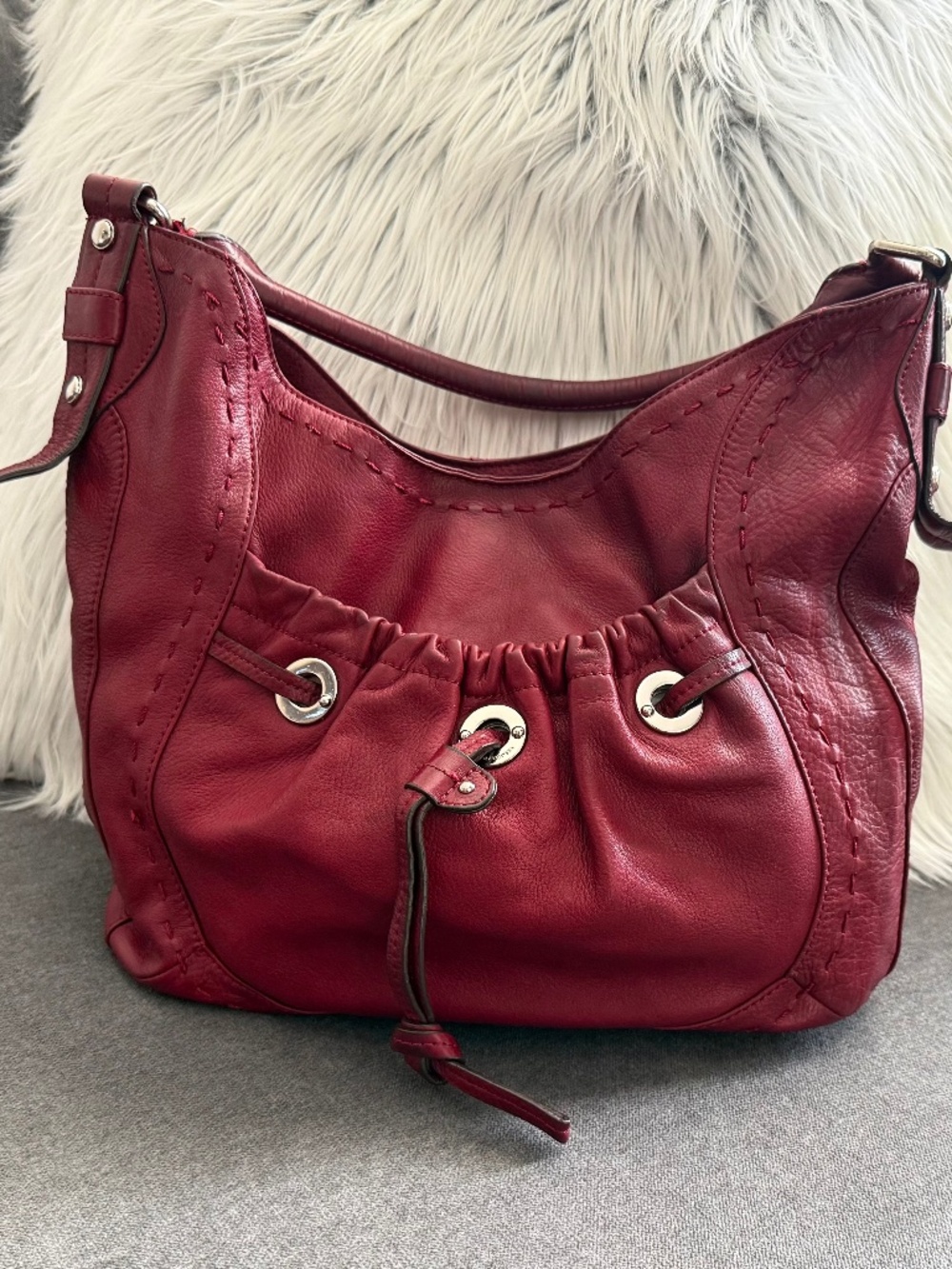 Purse - Picture 1 of 1